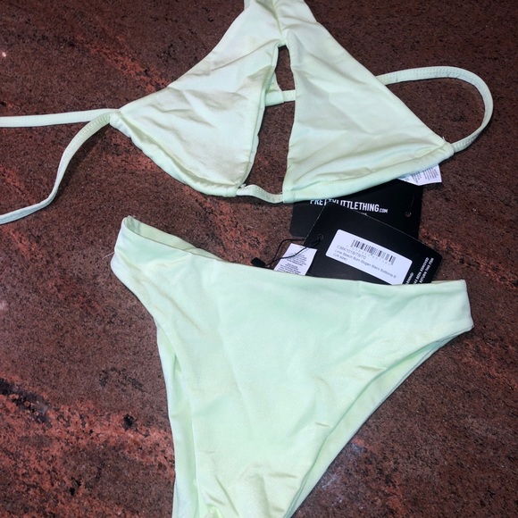 PrettyLittleThing PLT Neon Bikini Top & Bottom - Picture 5 of 5